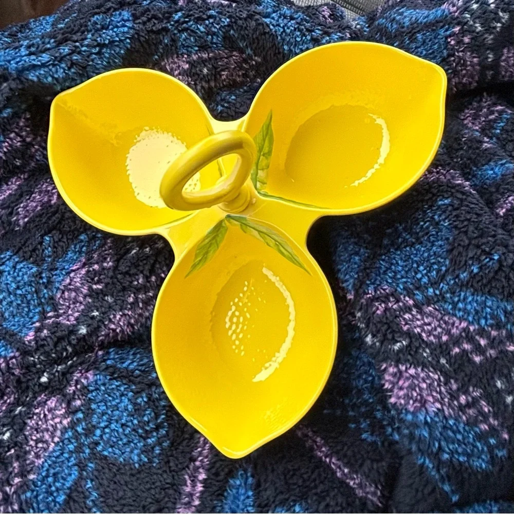 Williams Sonoma lemon platter, dip dish